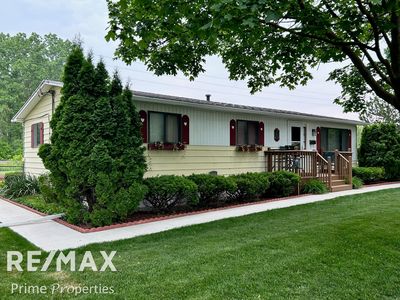 12506 W Washington Ave