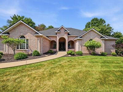 317 Macintosh Dr