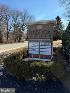 1030 E Lancaster Ave APT 411