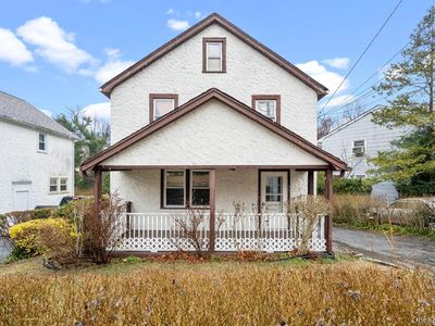 43 Van Nostrand Avenue