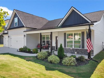 203 Legacy Ln