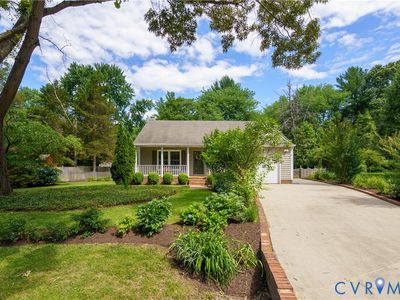 8704 Eagle Run Ct