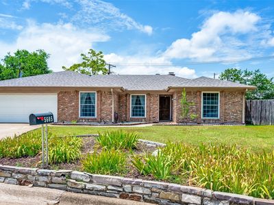 5605 Jamaica Cir