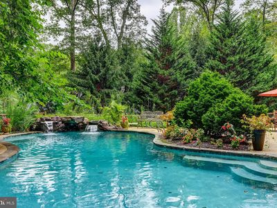 2307 Shaded Brook Dr