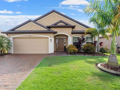 3978 Alligator Flag Cir
