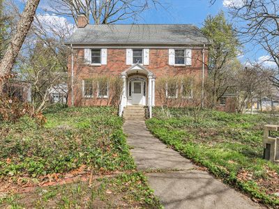 402 W Pennsylvania Ave