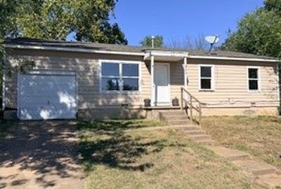 1910 W Main St
