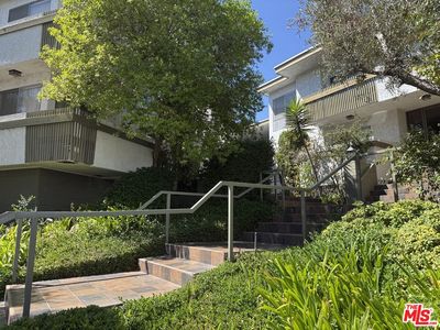 10445 Eastborne Ave APT 203
