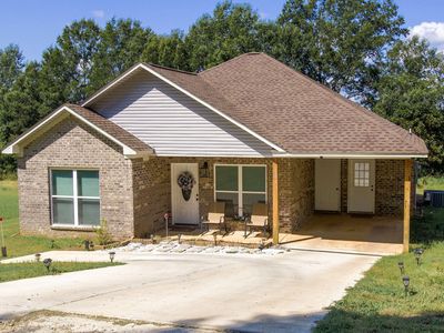141 Simmons Dr