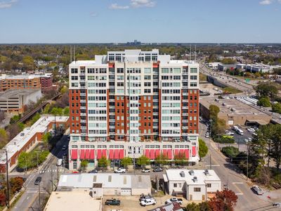 400 W North St APT 804