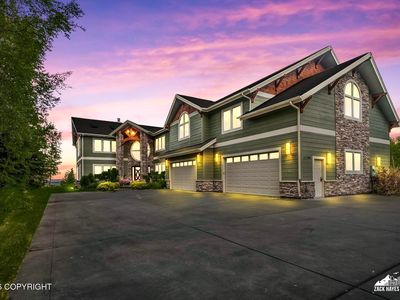 11184 Bluff Creek Cir