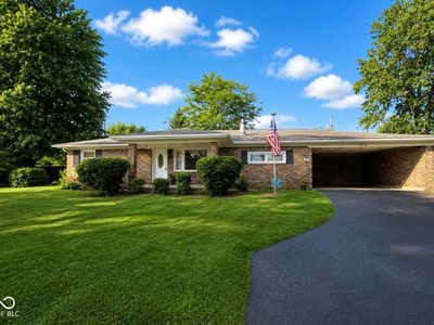 1449 W Us Highway 136
