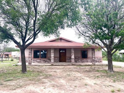 118 W West Dr