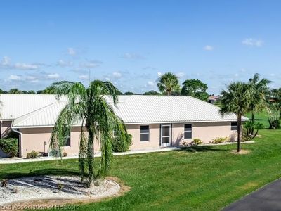 200 Clubhouse Ct