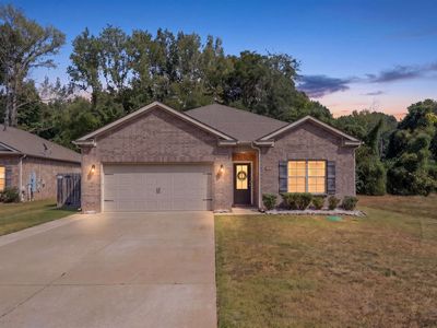 192 Vivian Way