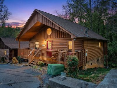 1505 Bears Den Way