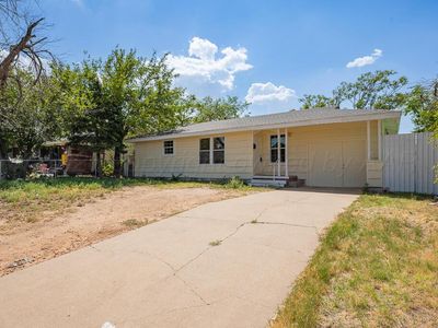 2029 Oak Dr