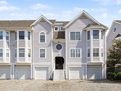 289 Girard St #37
