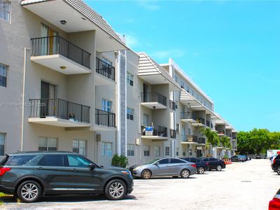 5100 SW 41st St APT 214