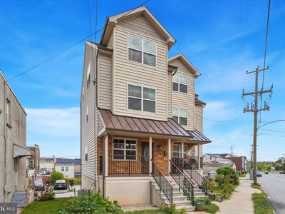 439 Ford St