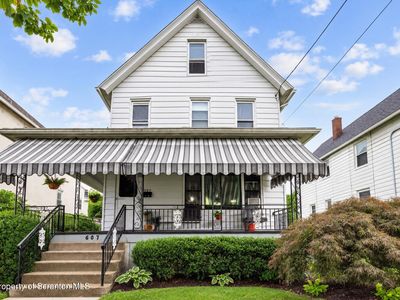 607 S Irving Ave