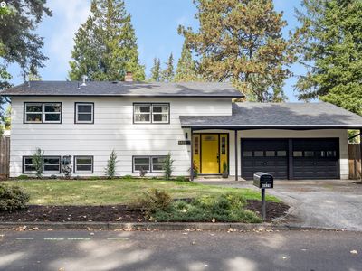 8825 SE Regents Dr