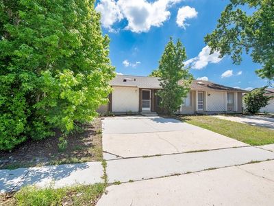 2827 Coral Reef Dr