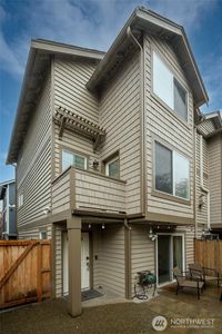8509 Midvale Avenue N #C