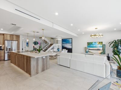 3972 N Ocean Drive #5