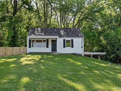 21 S Dellwood Ave