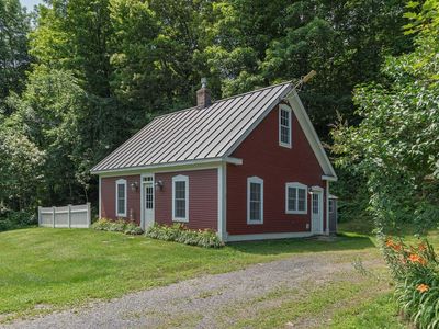 425 Nebraska Valley Road
