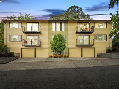 8405 N Willamette Blvd