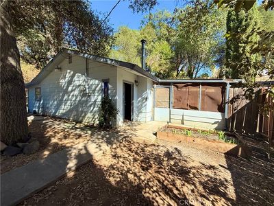 3096 Lakeview Dr