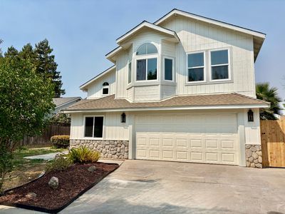1167 Mirror Lake Dr