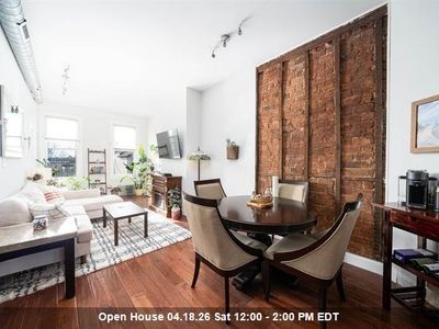 245 Griffith St #2