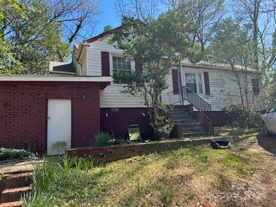2627 Columbus Cres