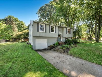 Property at 1045 Deleone Dr, Kent, OH