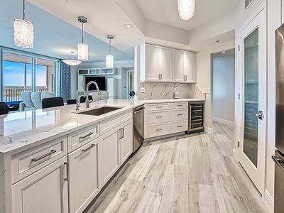 12601 Mastique Beach Blvd APT 502