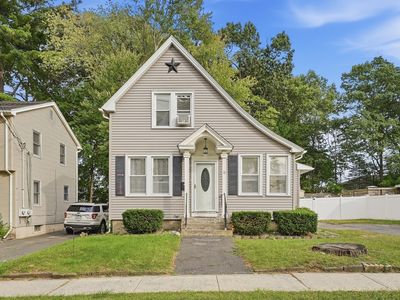 11 Garrity St