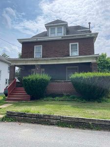 110 Fairview Ave