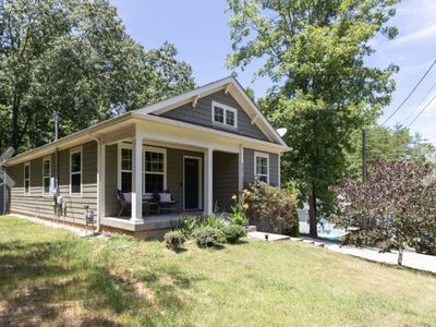 7512 Chester Rd