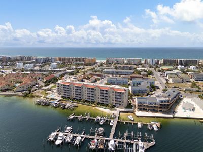 321 Bream Ave UNIT 403