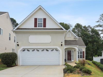 741 Ashley Glen Ln