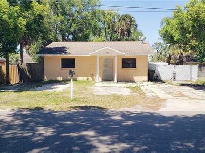 708 26th Ave W