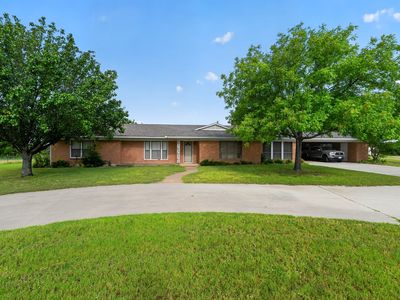 Property at 2211 Fisher St, Goldthwaite, TX