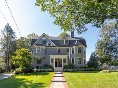 4 Eliot Rd
