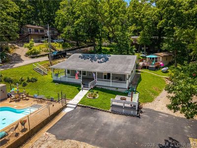 5209 Dempsey Dr