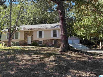 2348 Chandabrook Dr
