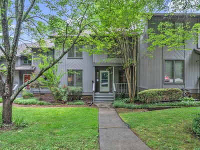 8 Graystone Way