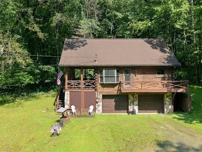 107 N Locust Dr